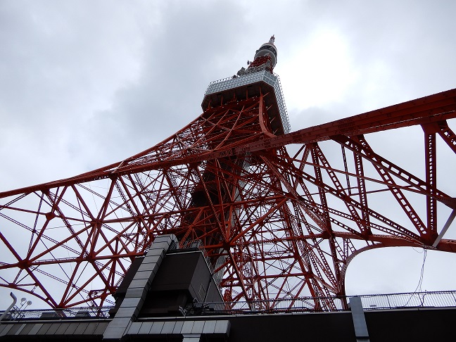 東京タワーの威容