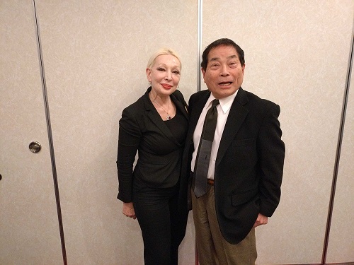 店のフランス人の支配人と