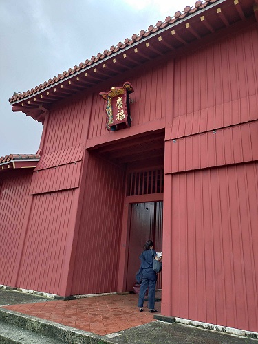 首里城門